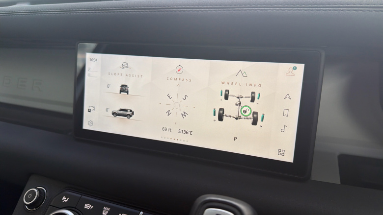 Land Rover Defender 3.0 D250 X-Dynamic SE 110 5dr Auto Diesel Estate